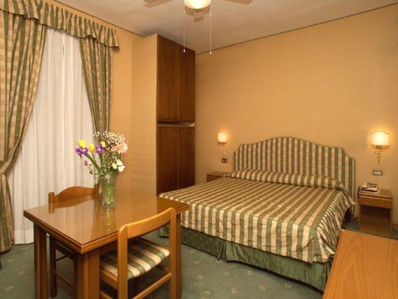 Hotel Ponte Bianco Rom